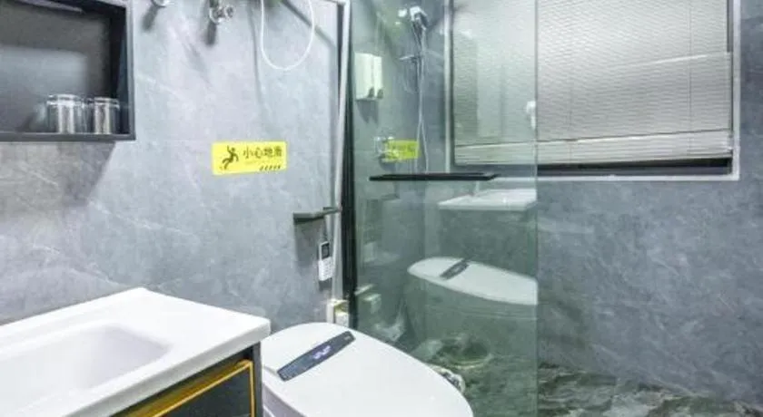 Yiwu Bairui Grand Hotel