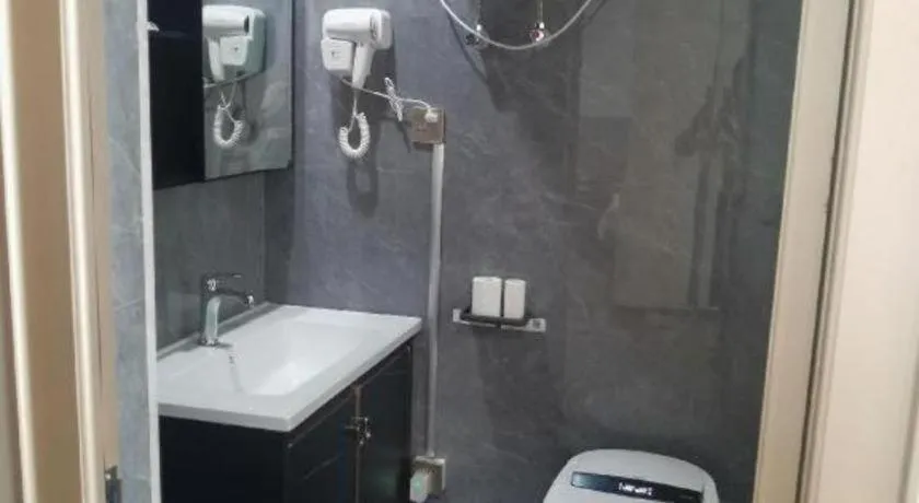 Yiwu Bairui Grand Hotel