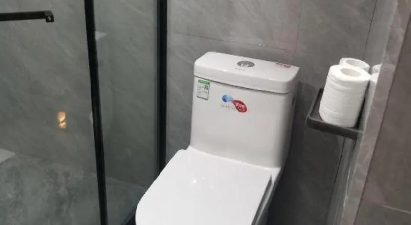 Yiwu Bairui Grand Hotel