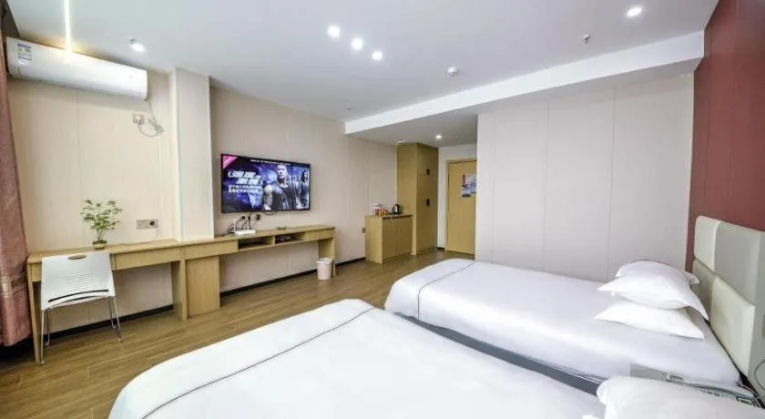 Bed in Yiwu Bairui Grand Hotel