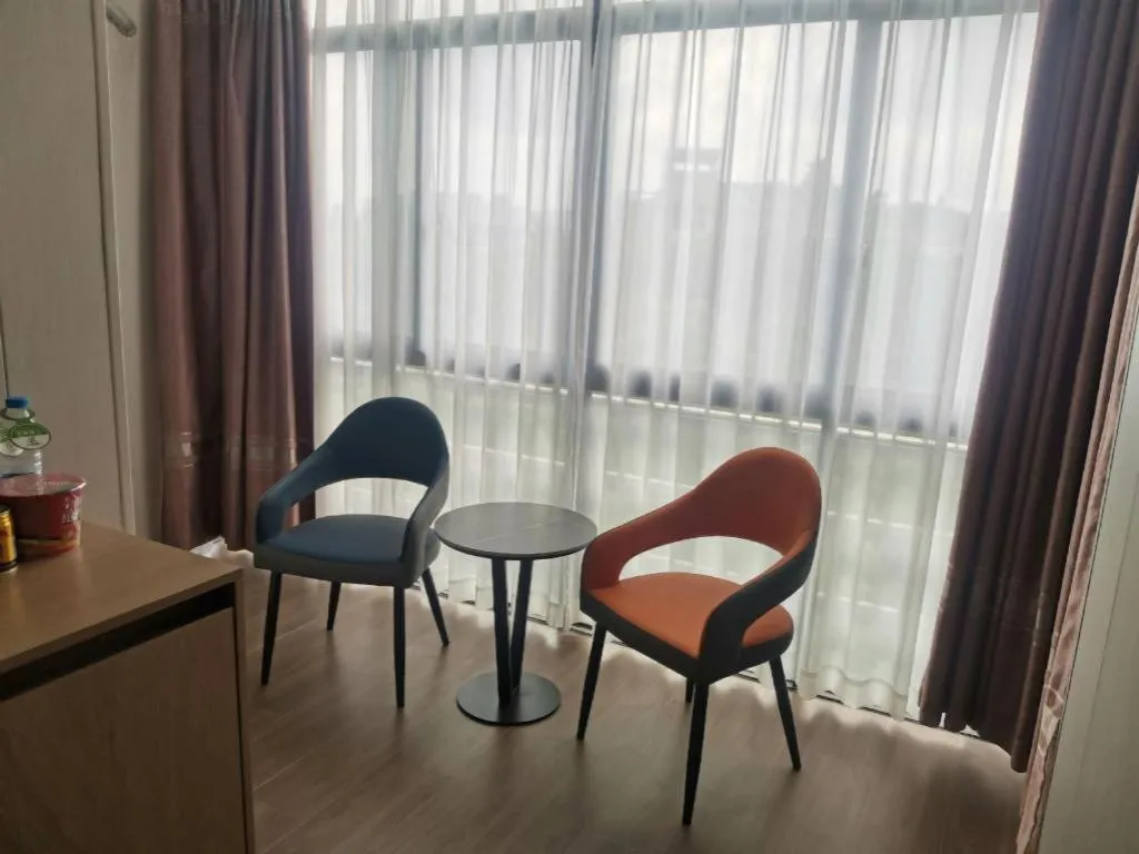 Yiwu Bairui Grand Hotel