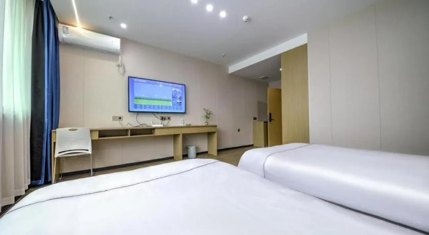 Bed in Yiwu Bairui Grand Hotel