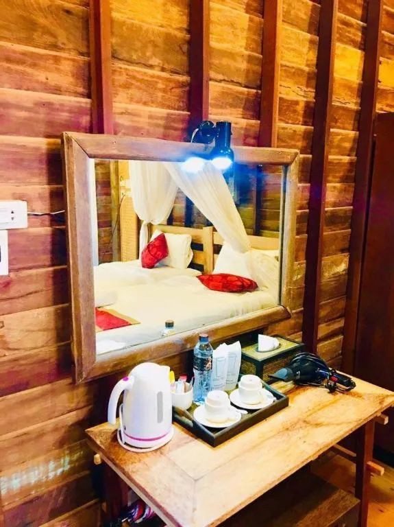 Chivaree Hotel and Resort