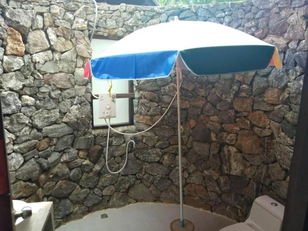 Chivaree Hotel and Resort