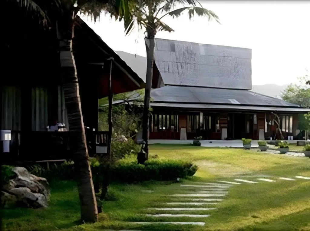 Chivaree Hotel and Resort