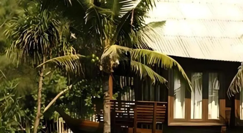 Chivaree Hotel and Resort