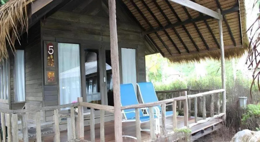 Chivaree Hotel and Resort