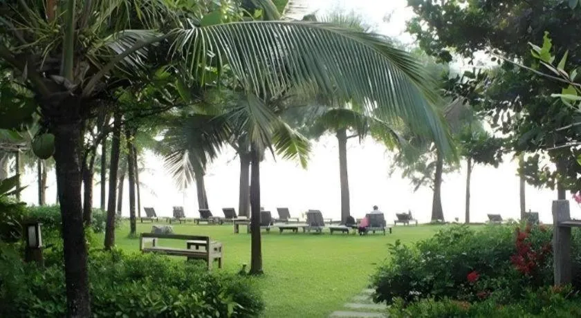 Chivaree Hotel and Resort