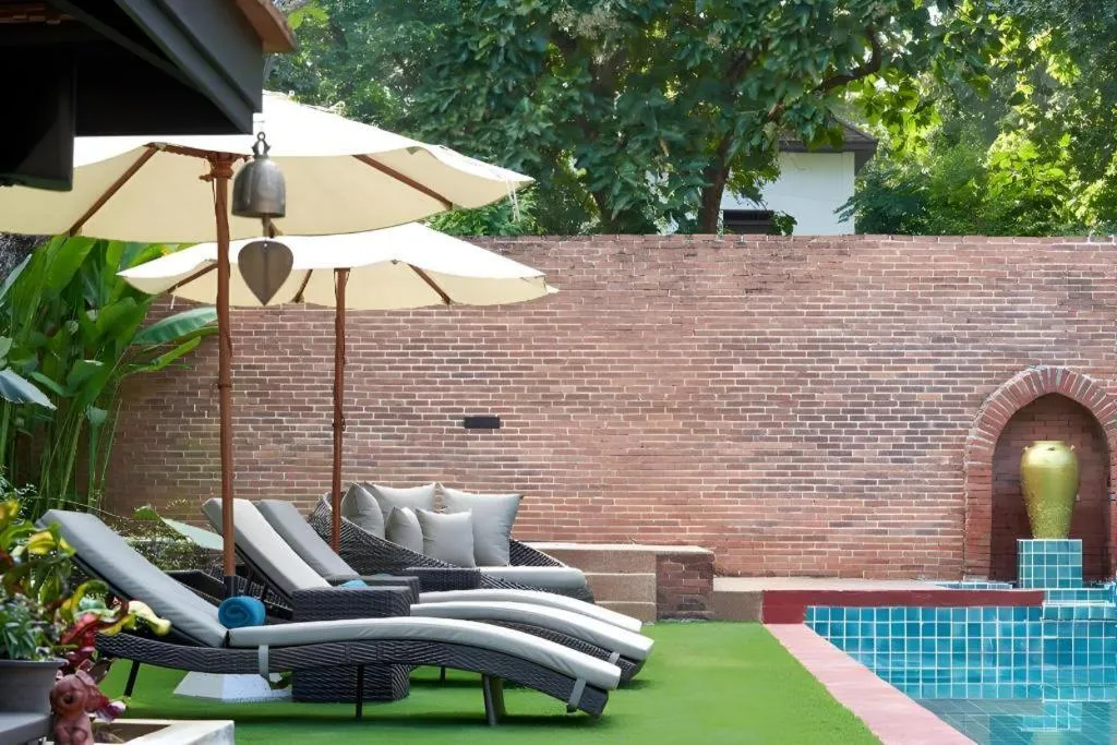 B2 Suthep Night Market Premier Resort