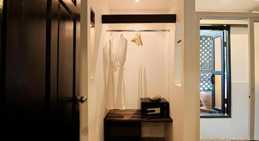 B2 Suthep Night Market Premier Resort