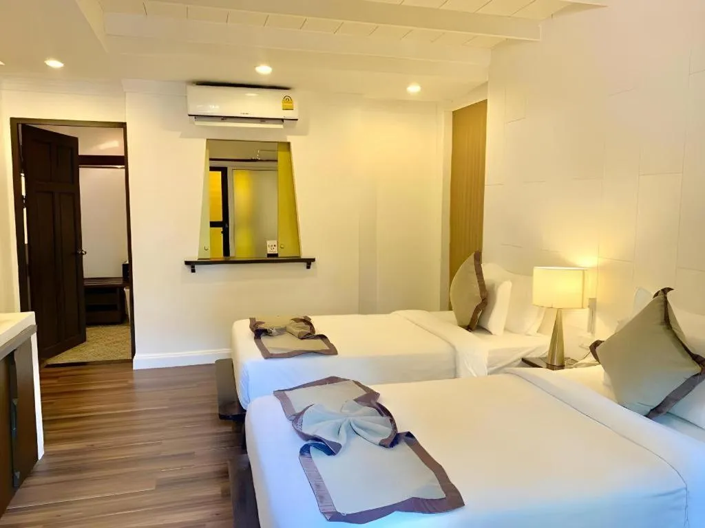 Bed in B2 Suthep Night Market Premier Resort