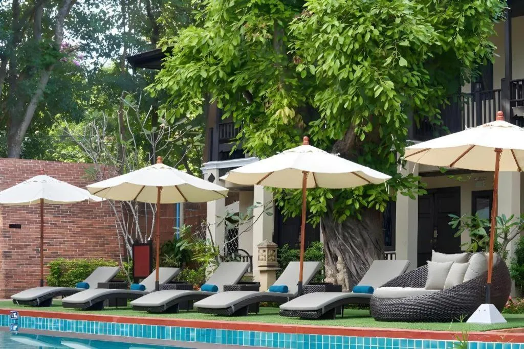 B2 Suthep Night Market Premier Resort