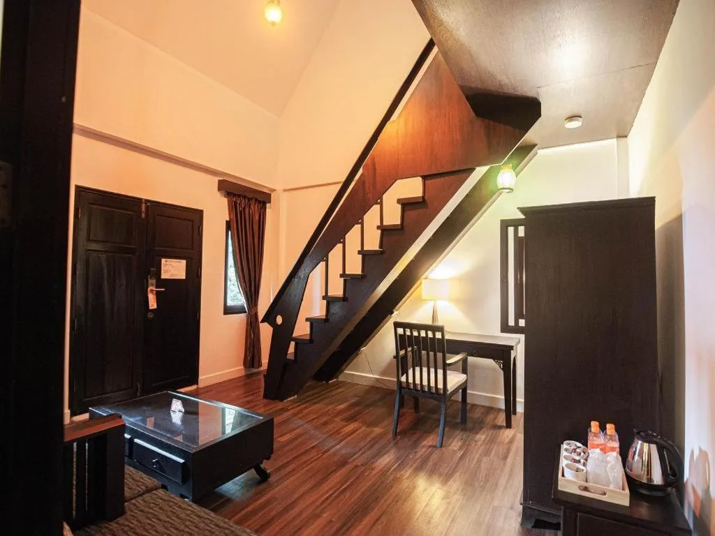 B2 Suthep Night Market Premier Resort