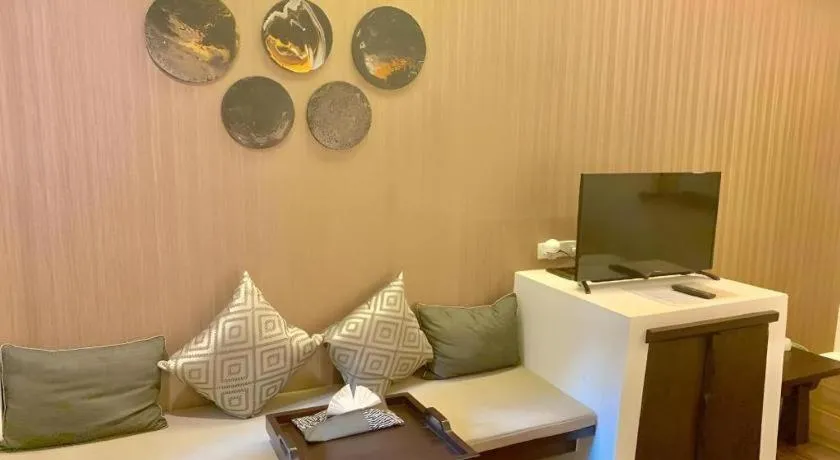 B2 Suthep Night Market Premier Resort