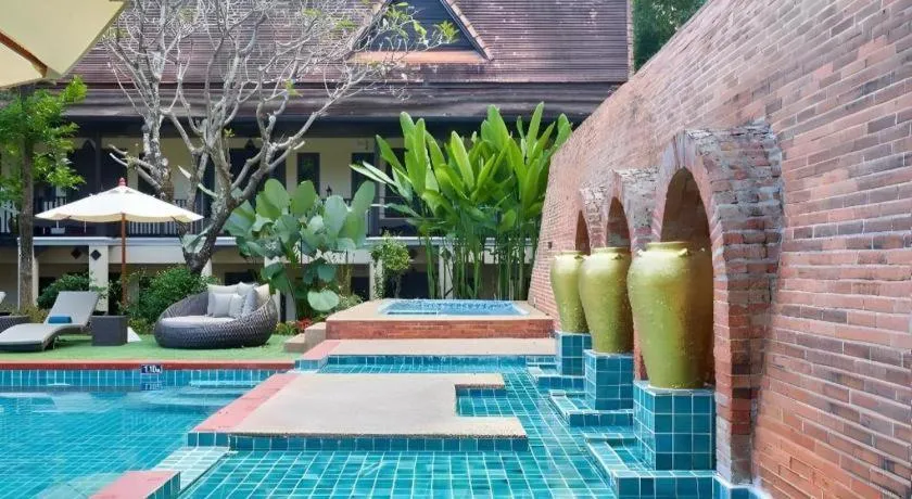 B2 Suthep Night Market Premier Resort