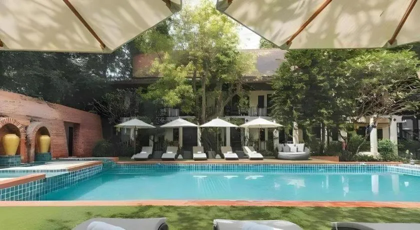 B2 Suthep Night Market Premier Resort