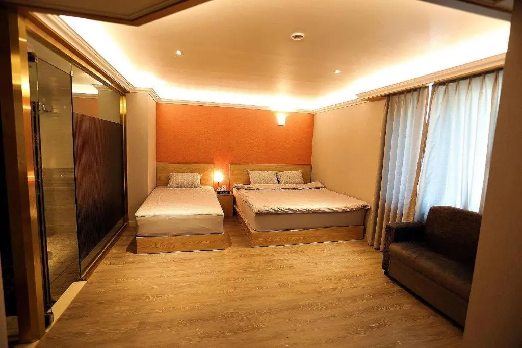 Bed in Jeju Sejong Hotel