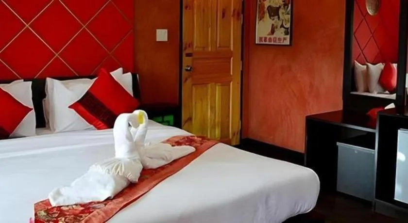 Bed in Tanisa Resort