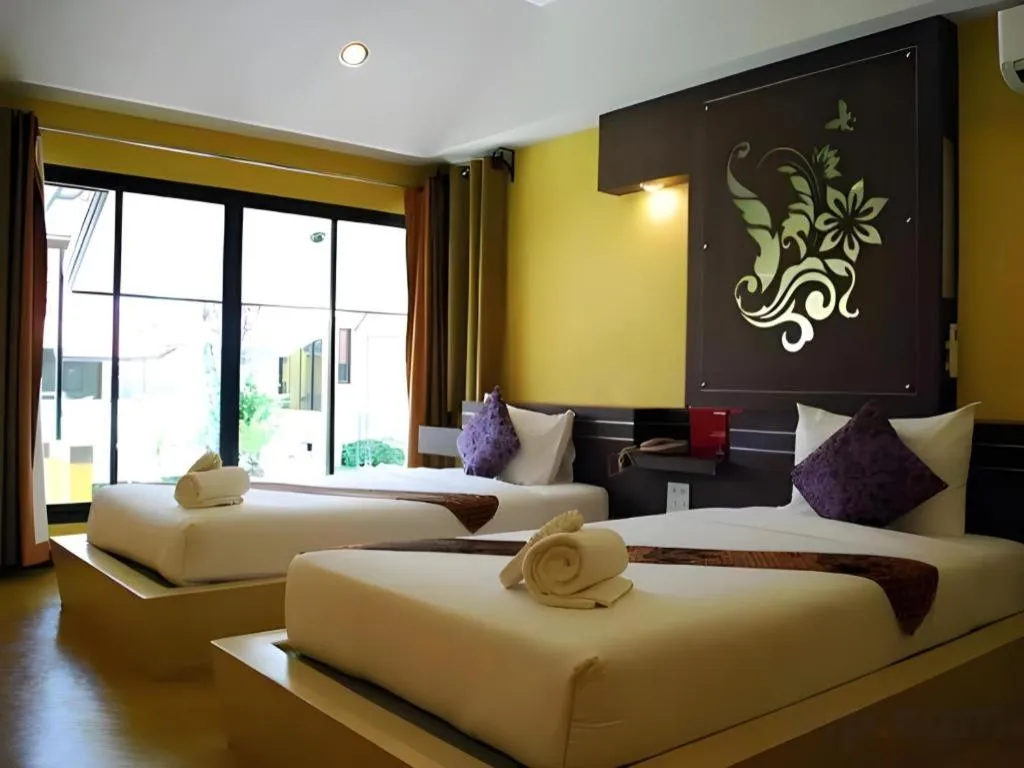 Bed in Tanisa Resort