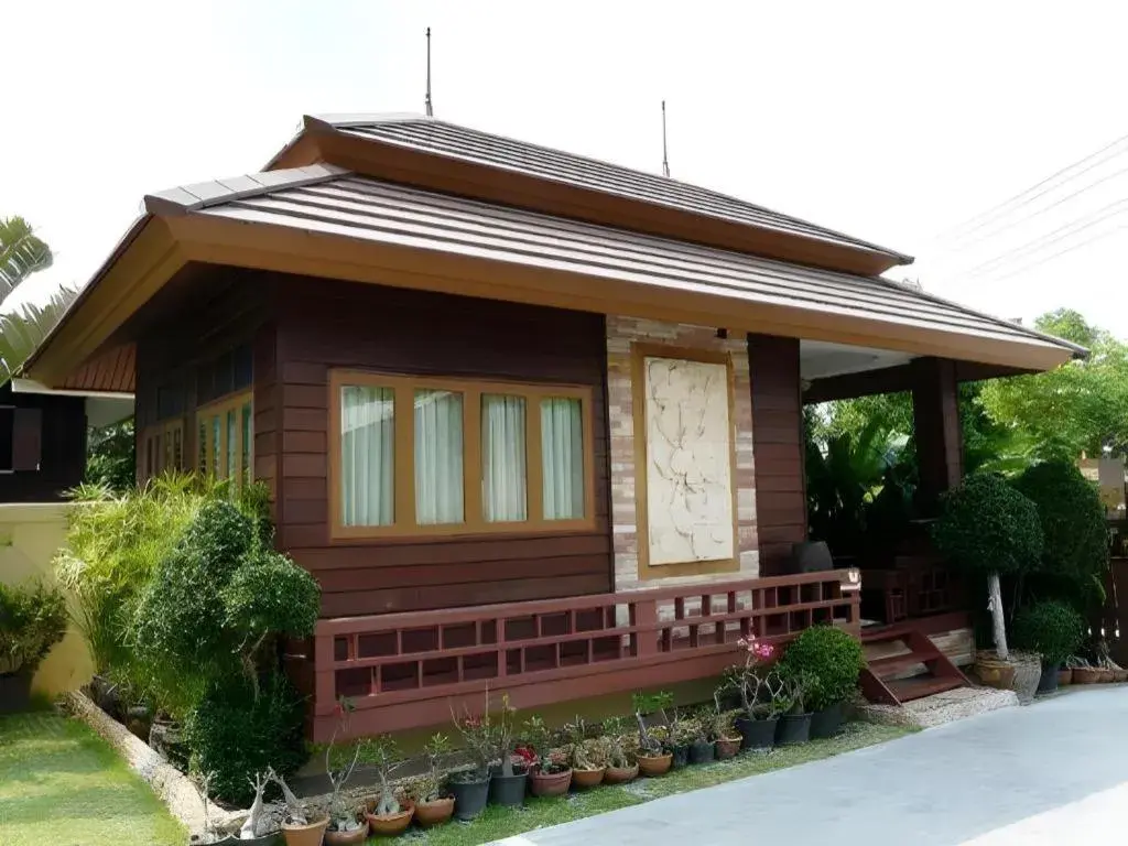 Baan Saranrom Baan Saranrom