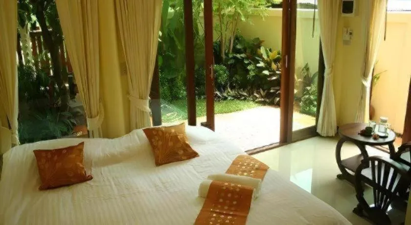 Bed in Baan Saranrom