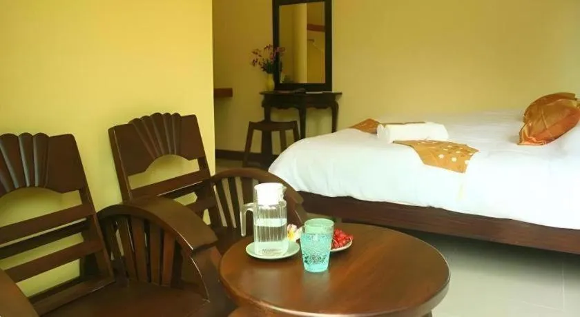 Bed in Baan Saranrom