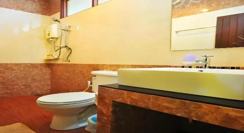 Baan Saranrom Baan Saranrom