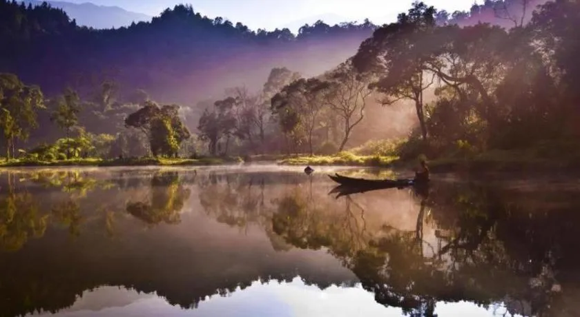 Augusta Hotel & Glamping Sukabumi