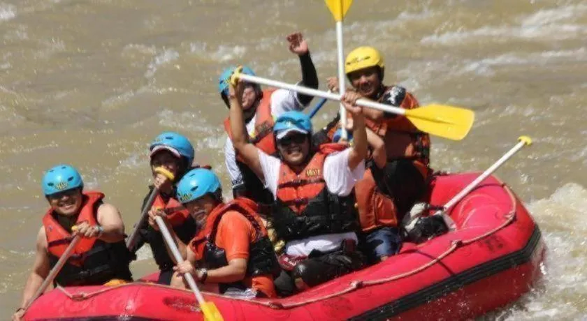 Augusta Hotel & Glamping Sukabumi