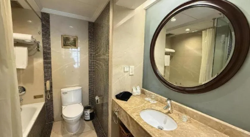 New Century Pujiang Hotel