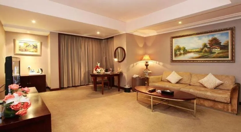 New Century Pujiang Hotel