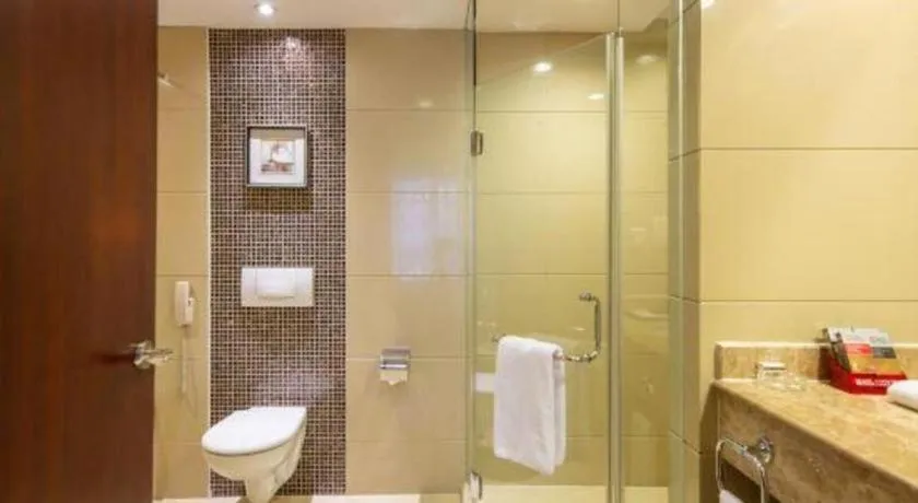 New Century Pujiang Hotel