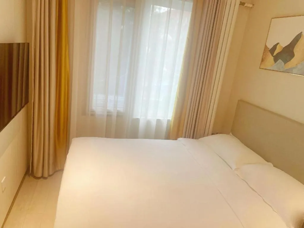 Bed in Beijing Inner Mongolia Hotel Chaoyang