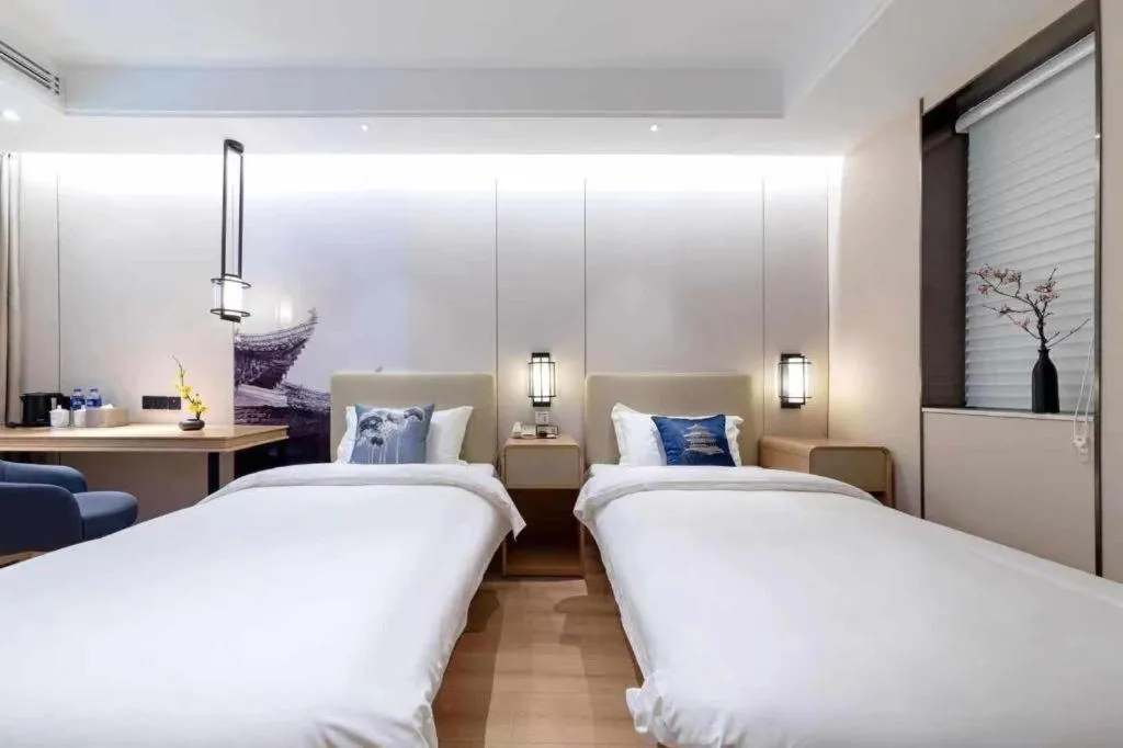 Bed in Beijing Inner Mongolia Hotel Chaoyang