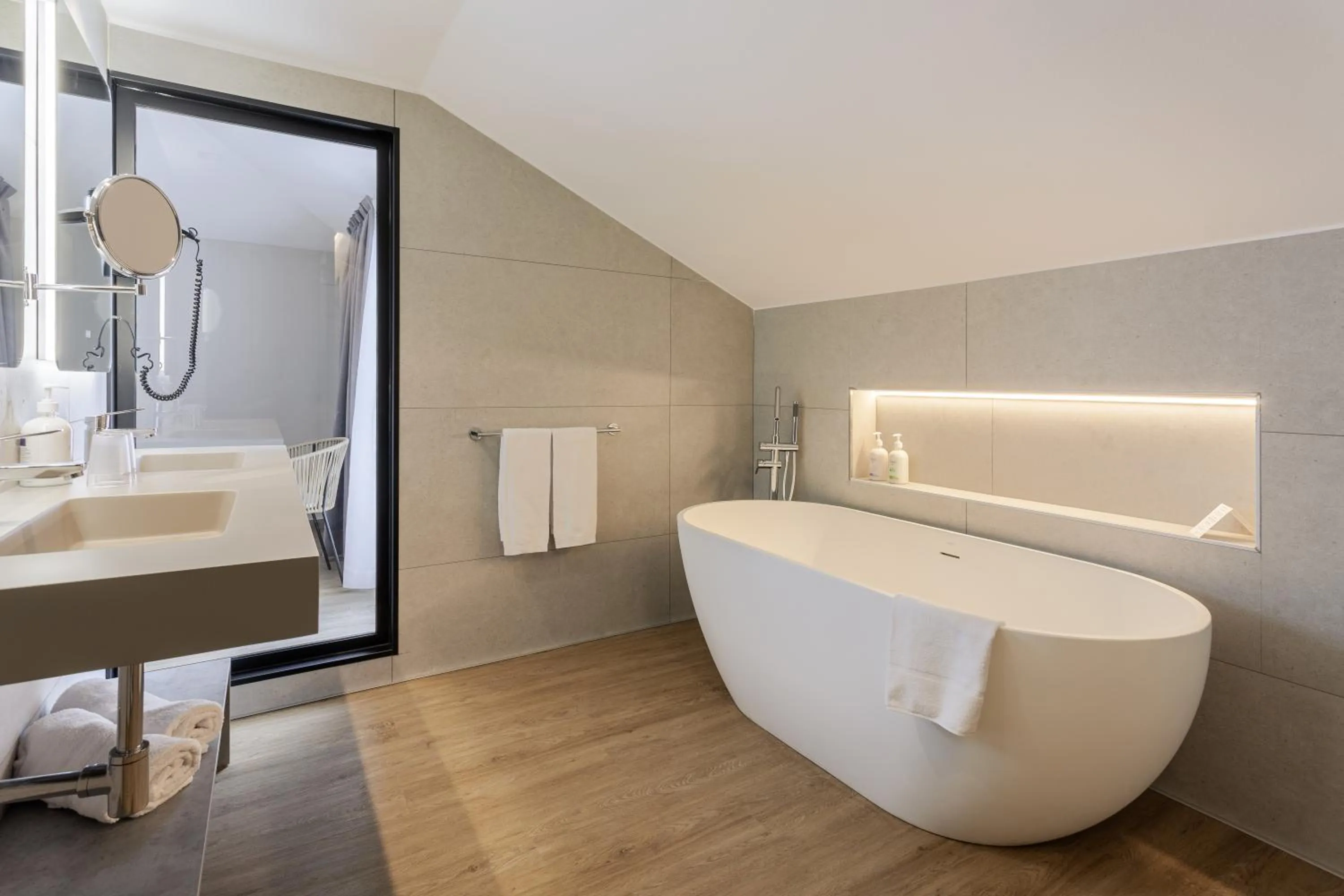 Bathroom, Bed in DWO Sirius