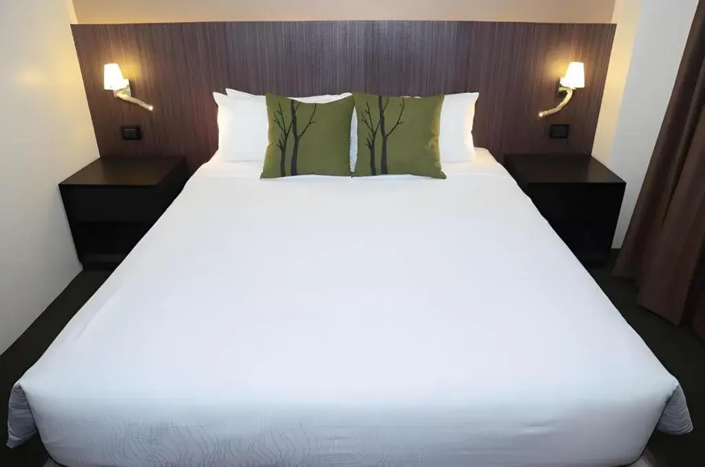 Bed in Stradella Hotel Bed in Stradella Hotel