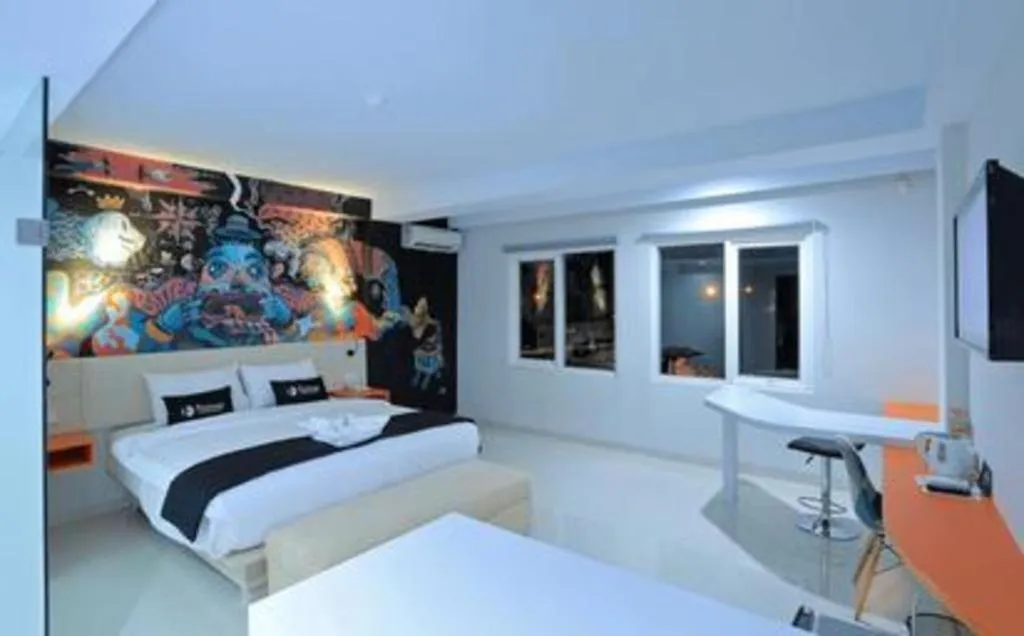 Bed in Fizz Hotel Lombok