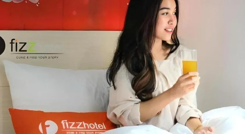 Bed in Fizz Hotel Lombok