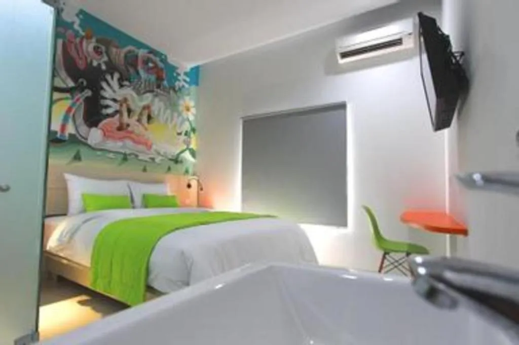 Bed in Fizz Hotel Lombok