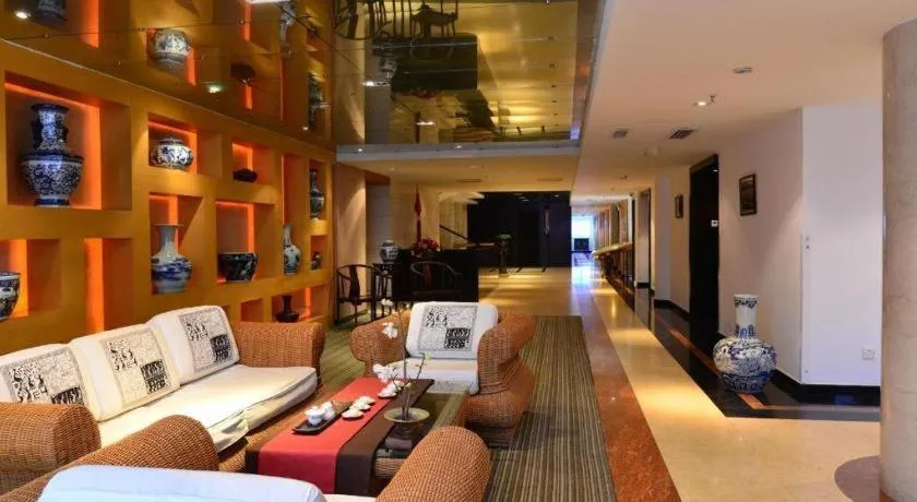 Baodao Exhibition Center Hotel