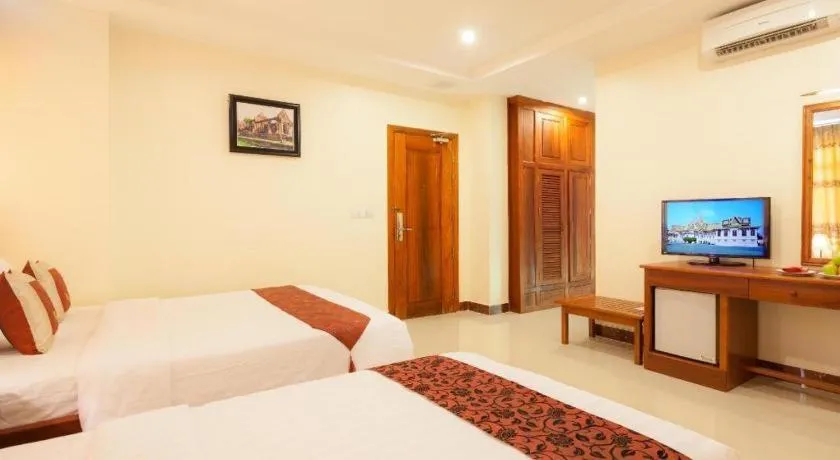 Bed in Kirirom Crystal Hotel