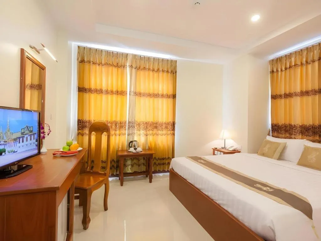 Bed in Kirirom Crystal Hotel