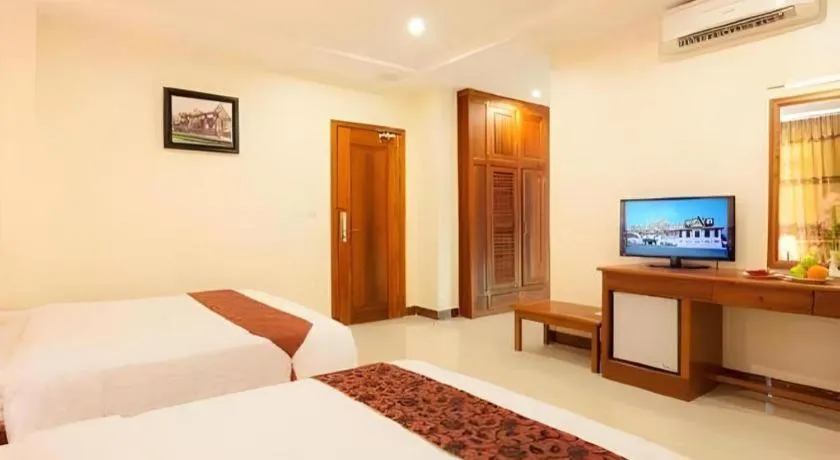 Bed in Kirirom Crystal Hotel