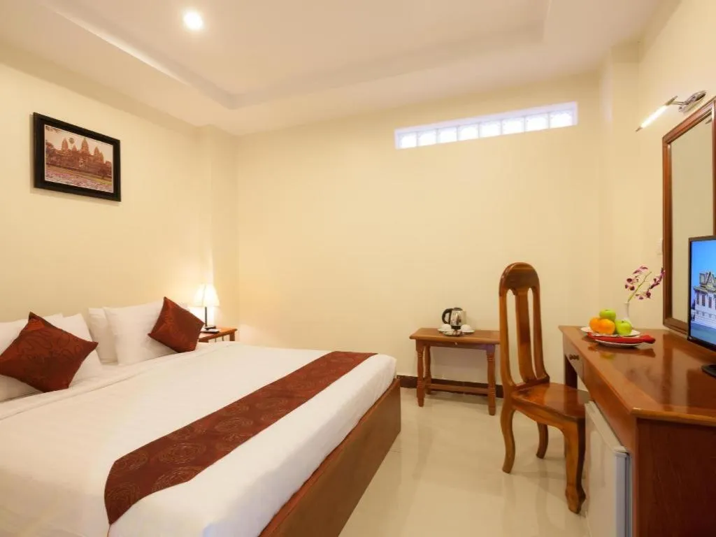 Bed in Kirirom Crystal Hotel