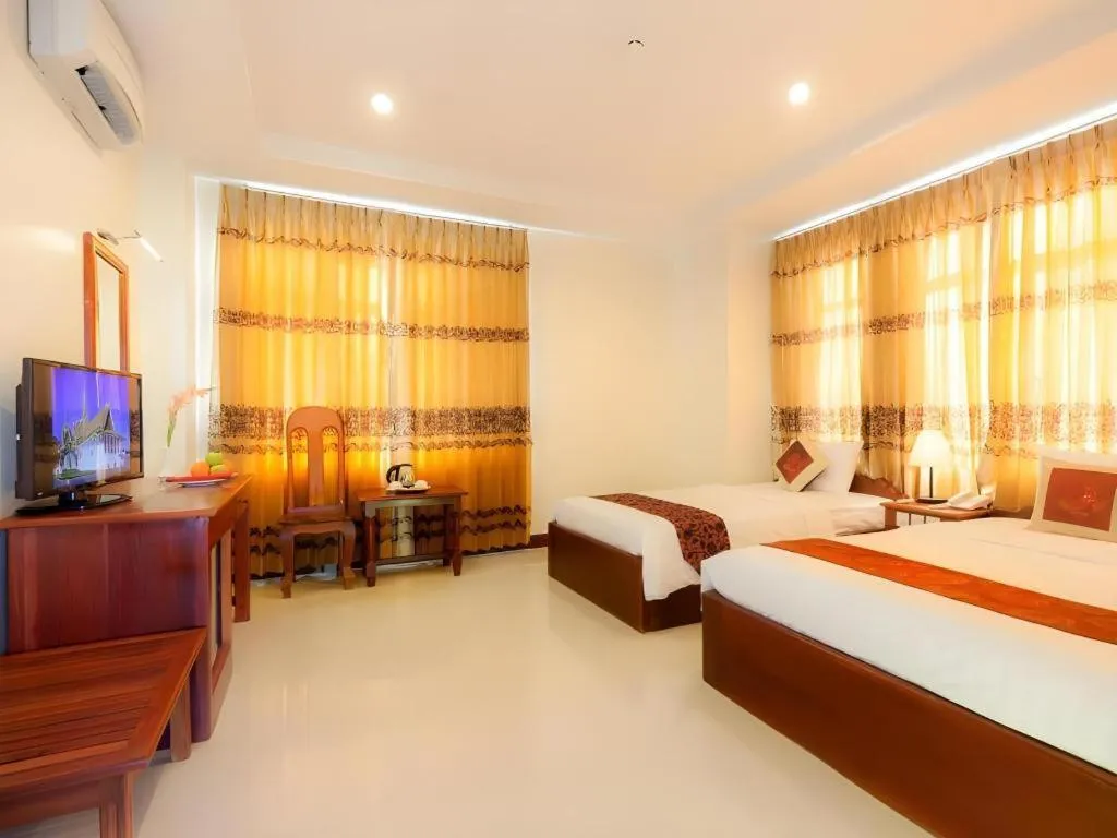 Bed in Kirirom Crystal Hotel