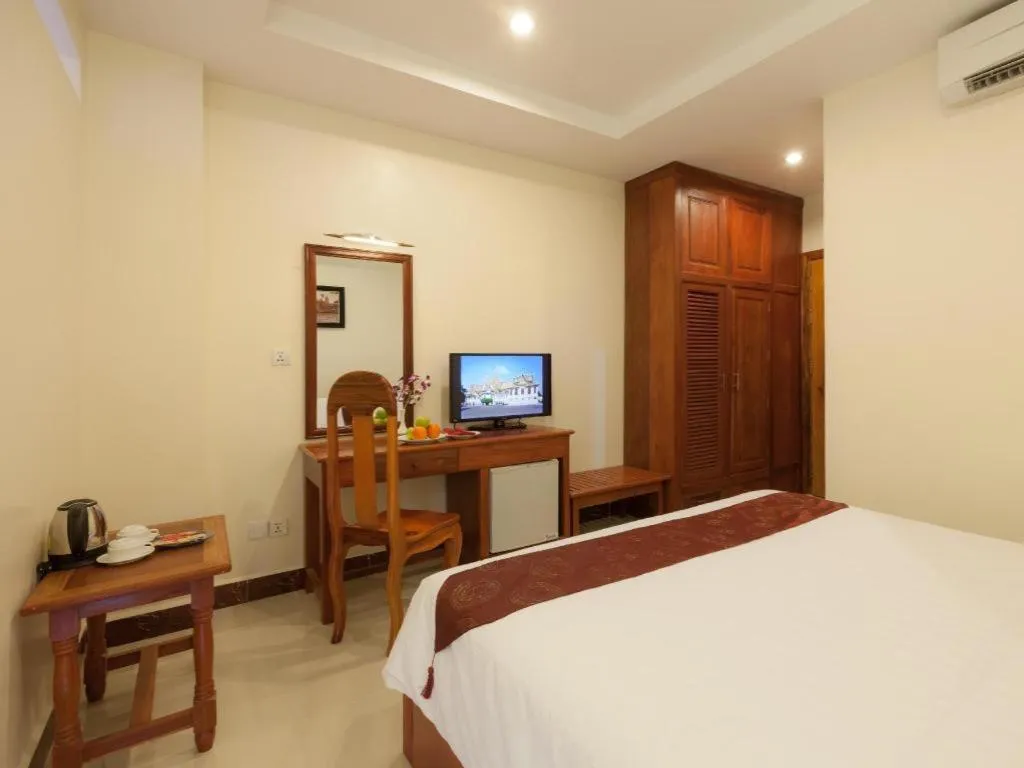 Bed in Kirirom Crystal Hotel