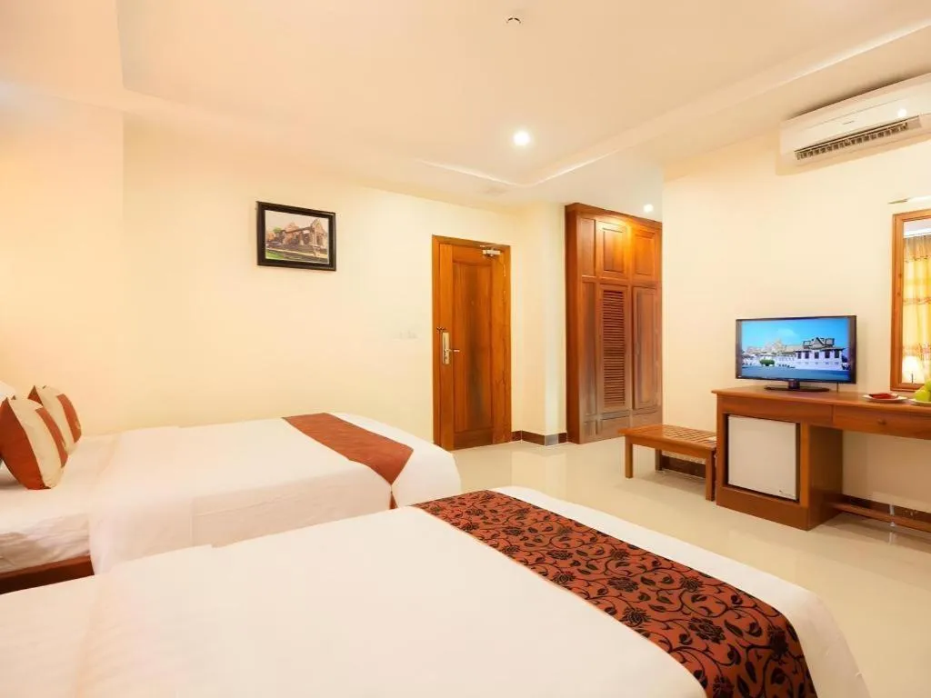 Bed in Kirirom Crystal Hotel