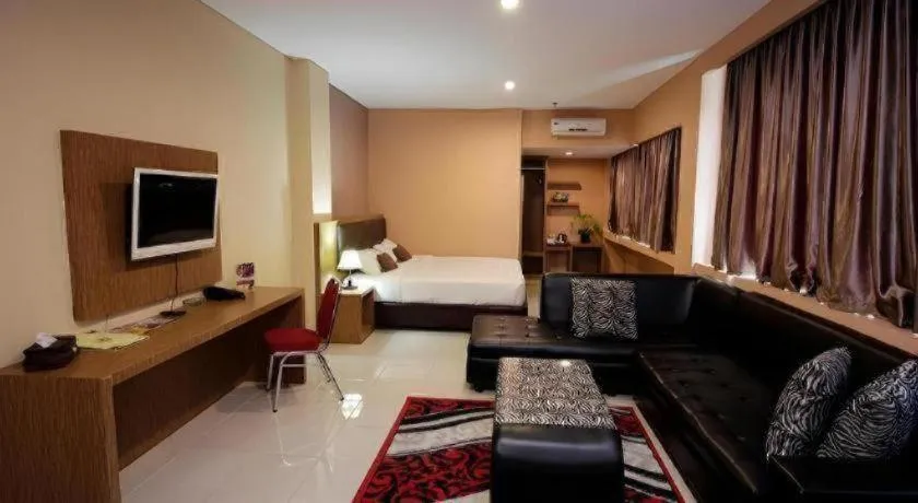 Bed in Asoka Luxury Hotel