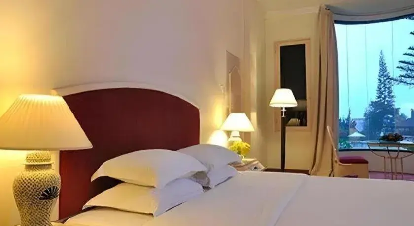 Bed in Grand Mutiara Hotel Bed in Grand Mutiara Hotel