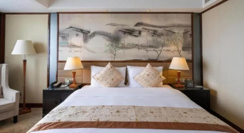 Bed in Yang Peng Jin Jiang Hotel